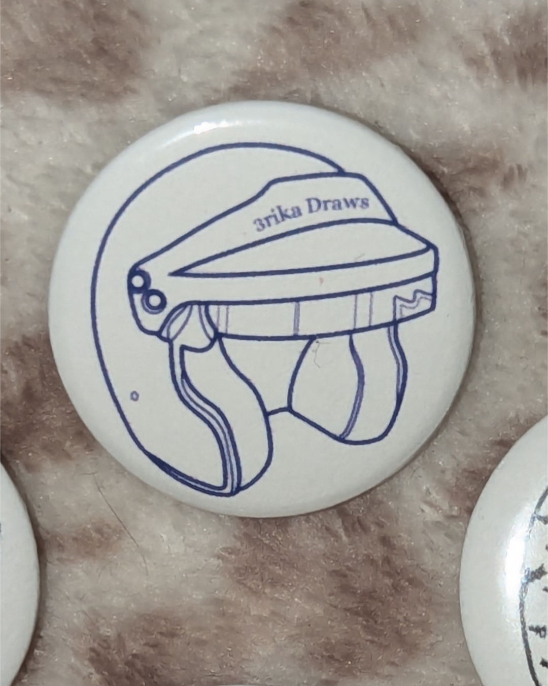 Outlined Helmet Pin